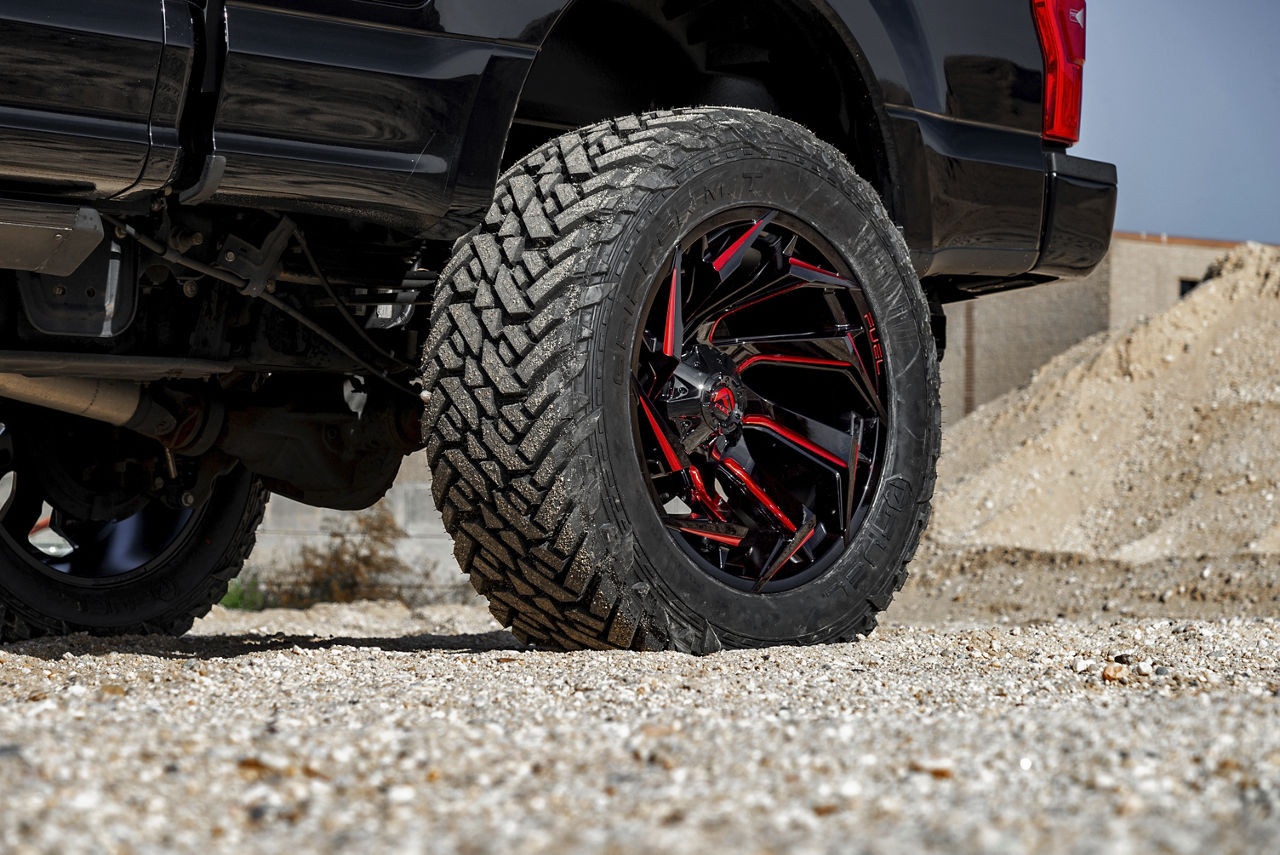 2017 Ford F250 - Fuel REACTION - Black | Fuel Off-Road Wheels